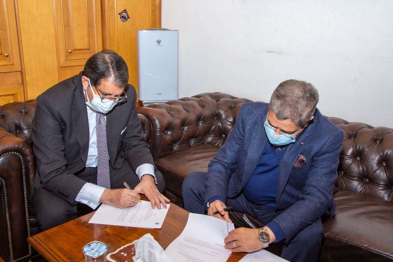 85f7b942-52df-42f9-abce-4f16defcb6d1