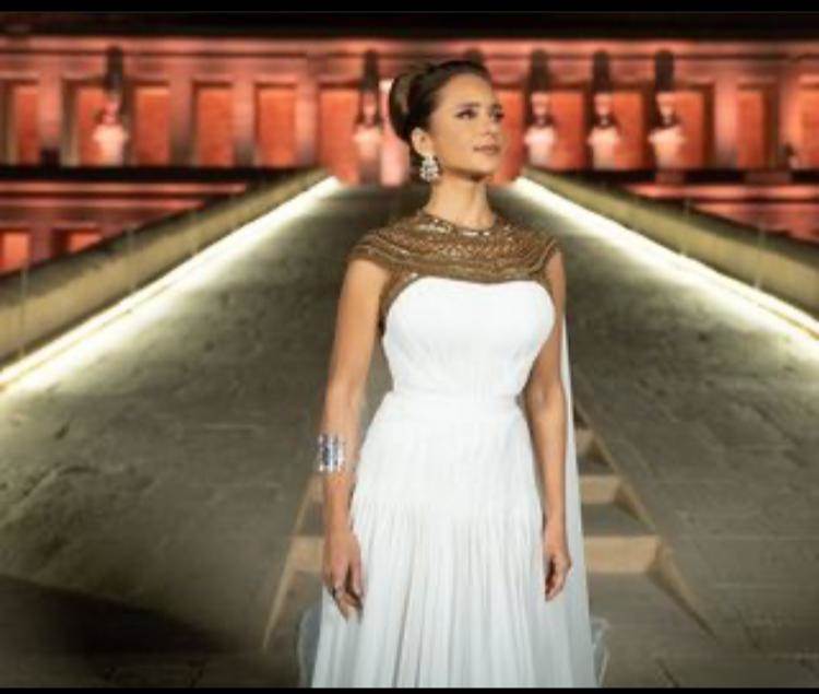 dbd86270-b489-428d-952f-3ac77f361326