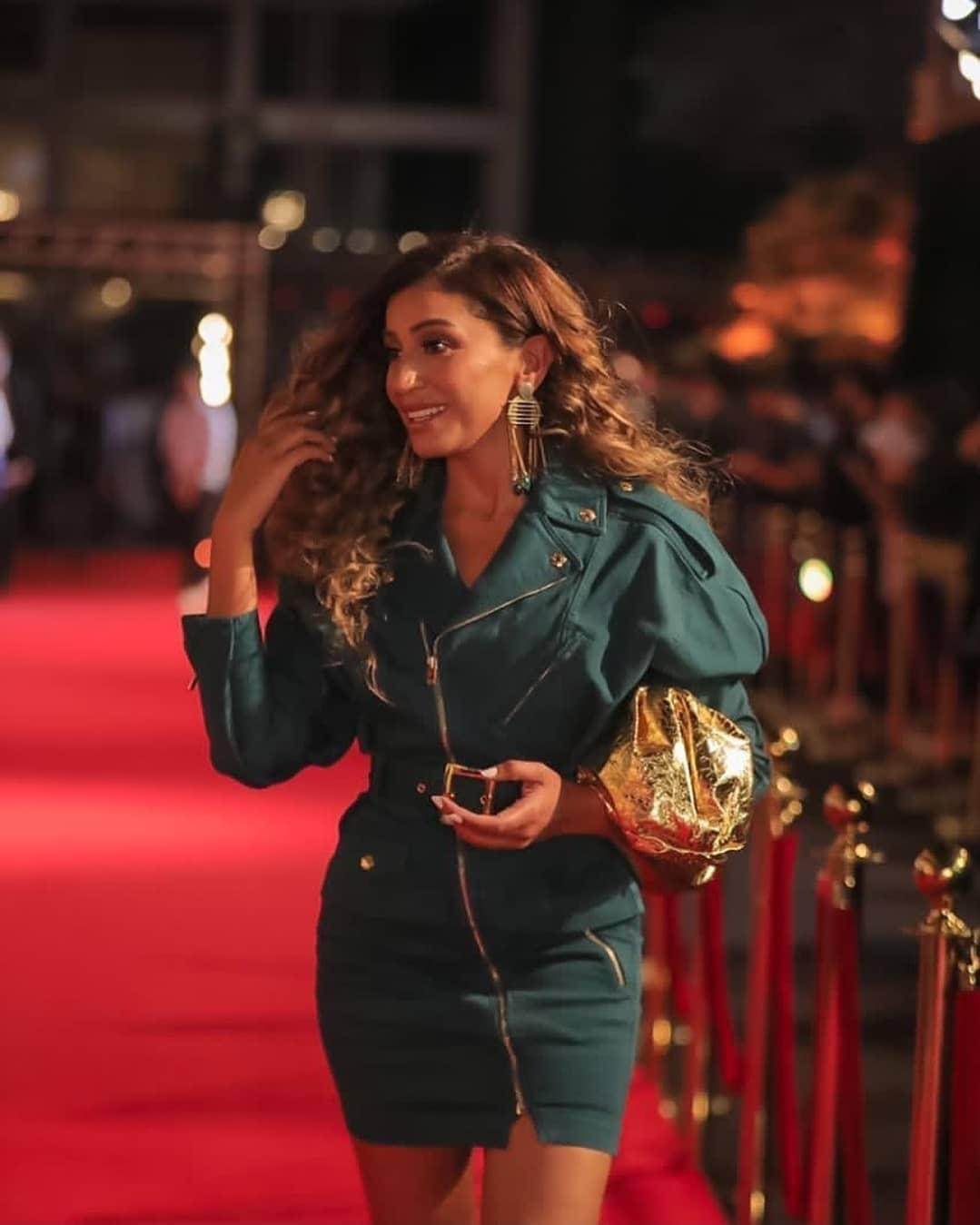 FB6F216C-F140-4E4E-9ED0-E0F8A8F66727