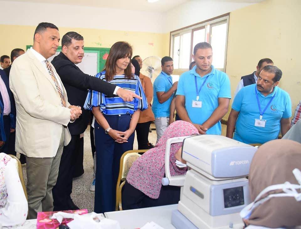 E126CF1F-0038-4E08-93DF-C17838CCD12B