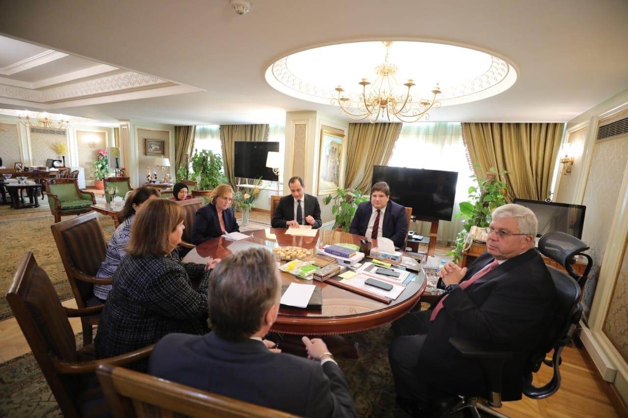 0FD934FE-5B5E-46D4-9A7C-180763C2305B