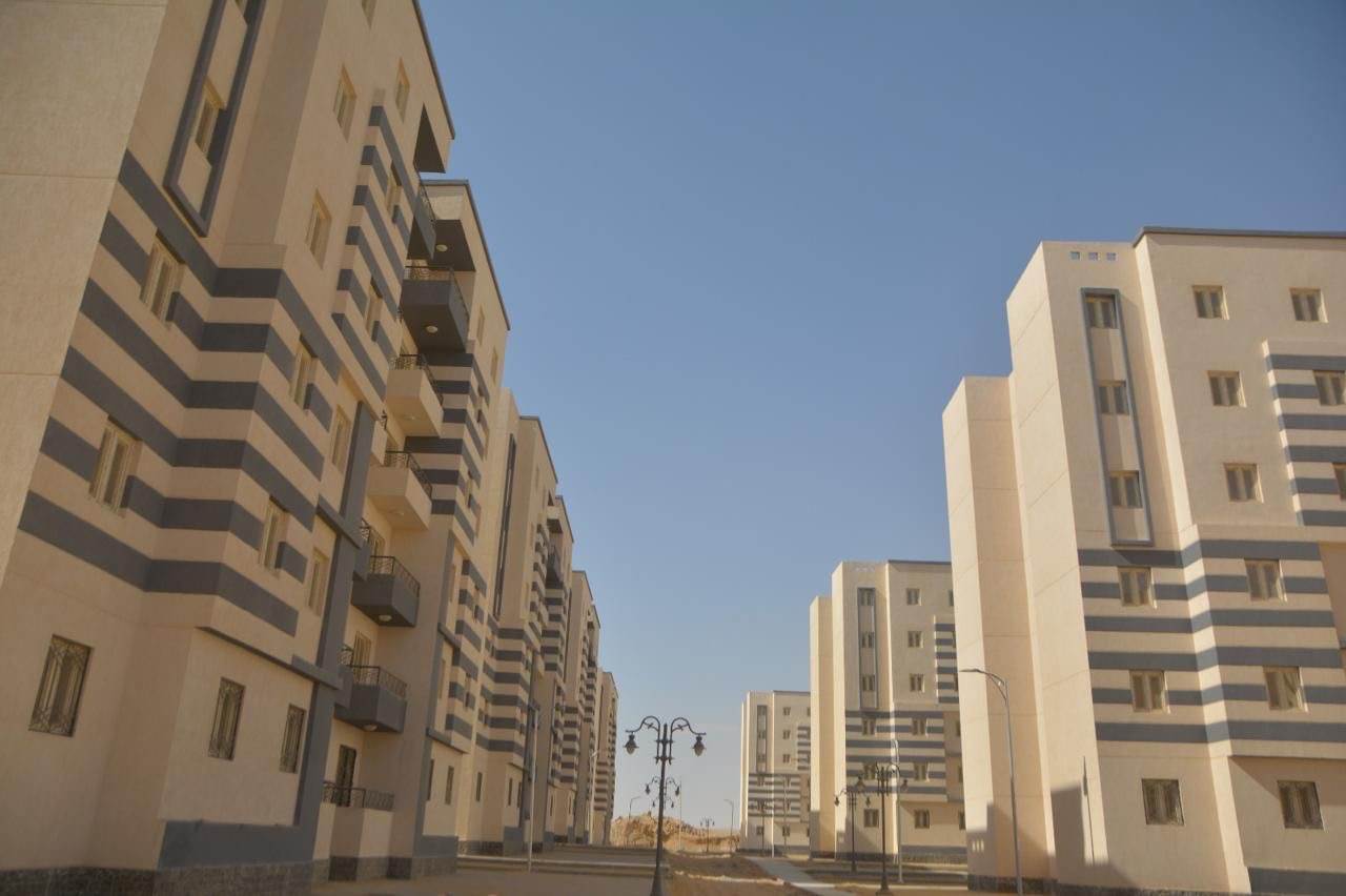 b9e01890-7022-4988-8479-ce97ad9543a1 b9e01890-7022-4988-8479-ce97ad9543a1