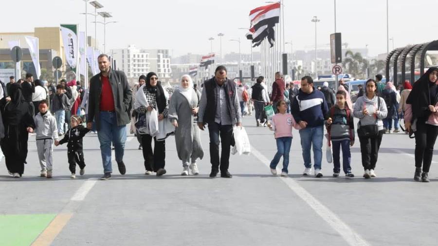 "الثقافة": إقبال غير مسبوق على معرض القاهرة الدولي للكتاب ينعكس إيجابًا على مبيعات دور النشر