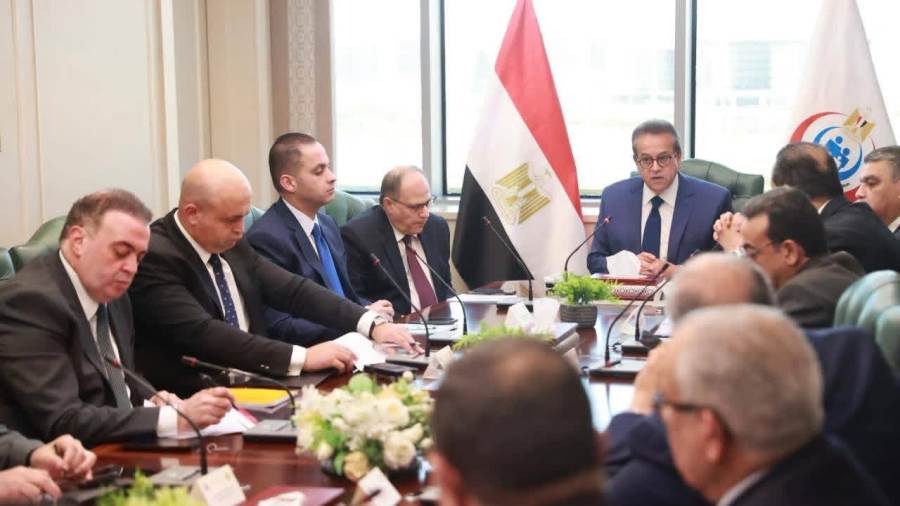 وزير الصحة: المخزون الاستراتيجي من الأدوية والمستلزمات الطبية قوي ومستقر ويغطي احتياجات المواطنين بكفاءة عالية