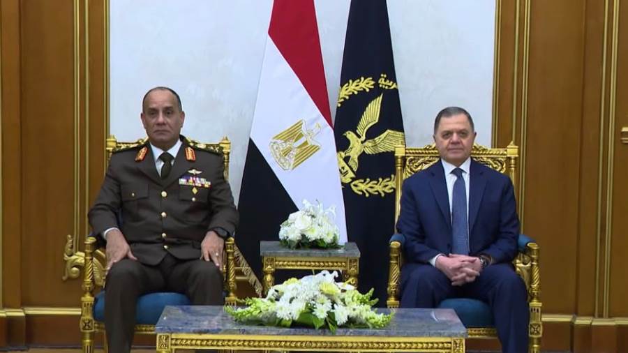 وزيرا الدفاع والداخلية بحفل إفطار العيون الساهرة