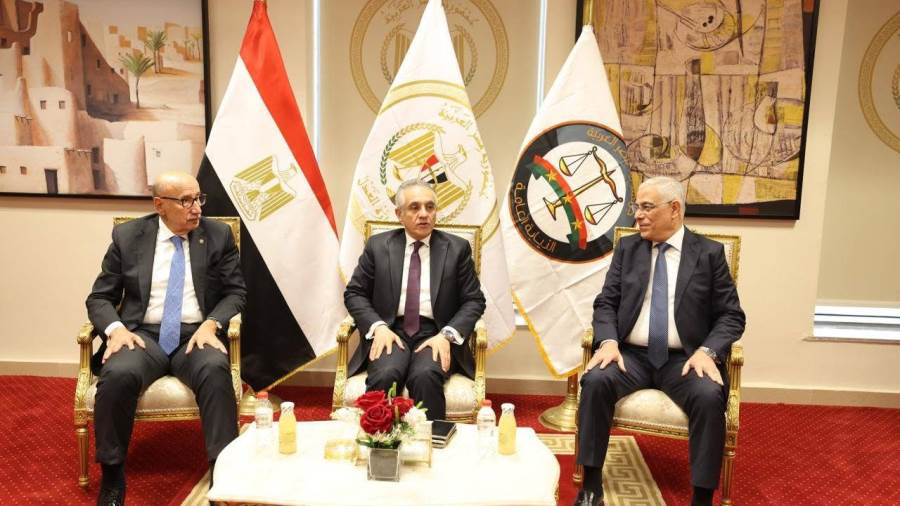 وزير العدل يشهد أداء اليمين القانونية لأعضاء النيابة العامة الجدد من دفعتي 2020 و2021 بحضور النائب العام