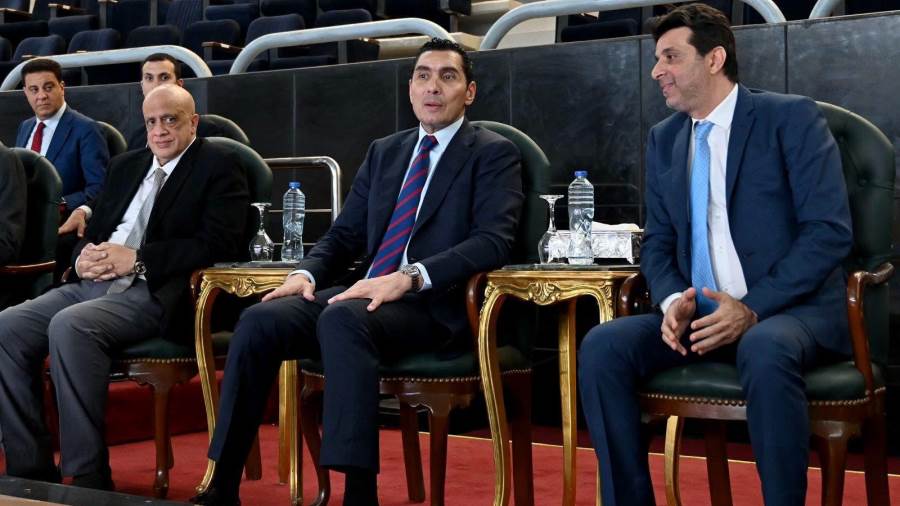 وزير الشباب والرياضة يشهد ختام منافسات الفردي بكأس العالم لسلاح الشيش