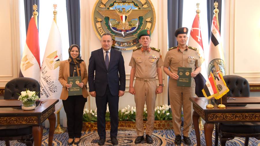 الكلية العسكرية التكنولوجية توقع بروتوكول تعاون مع أكاديمية البحث العلمى والتكنولوجيا