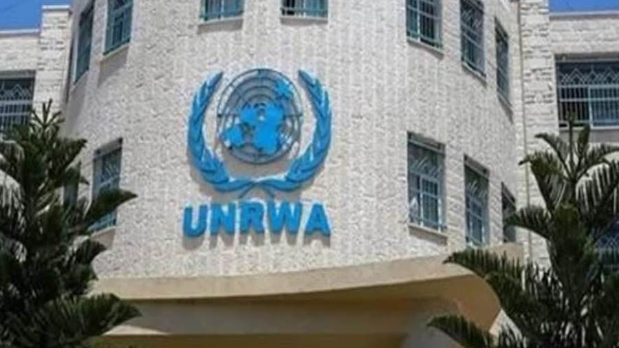 تقليص خدمات "الأونروا" يطال الأردن.. خفض ساعات التعليم والعلاج 20% مع تراجع الدعم الدولي