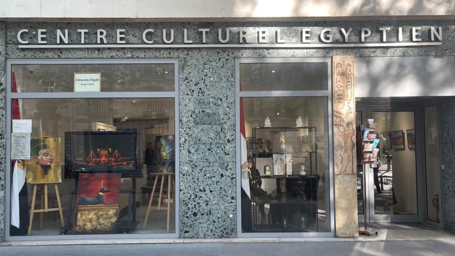سفارة مصر في فرنسا تحتفي باليوم العالمي للتراث بمعرض صور وندوة ثقافية في باريس