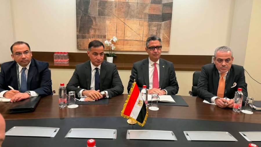 وزير التموين يلتقي مدير عام البورصة الروسية الوطنية للسلع لبحث سبل التعاون المشترك مع البورصة السلعية المصرية