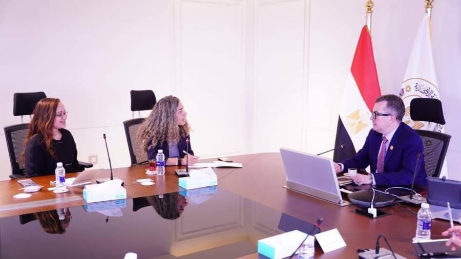 وزير التخطيط يستقبل وفد "مؤسسة عبد الله الغرير" الإماراتية لتمكين الشباب وبحث التوسع في برامج ريادة الأعمال والتثقيف المالي والاقتصادي بمصر