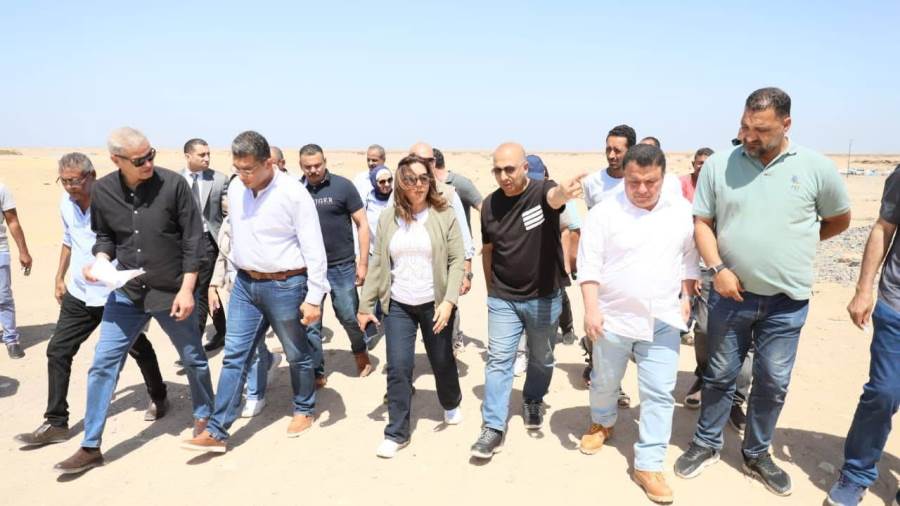 وزيرة التنمية تقوم بزيارة ميدانية لمحافظة البحر الأحمر لمتابعة عدد من المشروعات البيئية والتنموية