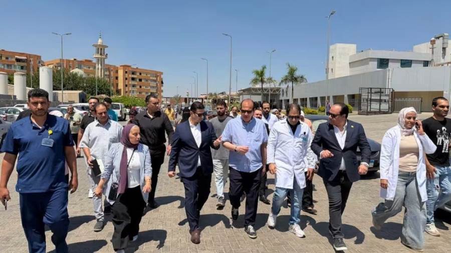 نائب وزير الصحة يتفقد المنشآت الطبية بالإسماعيلية ويشدد على رفع جودة الخدمات