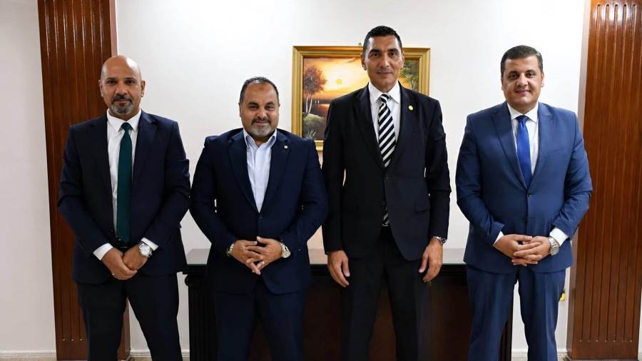 وزير الشباب والرياضة يلتقي المدير التنفيذي لمؤسسة مصر الخير 