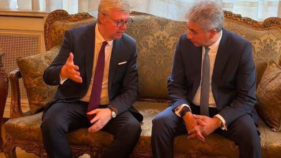 وزير السياحة والآثار يبحث مع النائب الأول لرئيس الوزراء ووزير التجارة والصناعة التشيكي 