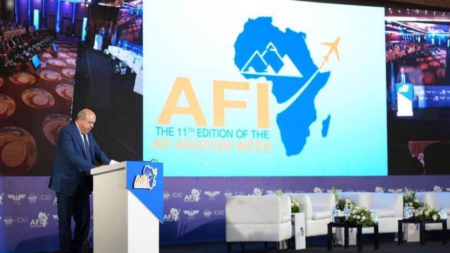 وزير الطيران المدني يفتتح ندوة «صياغة مستقبل الطيران في أفريقيا» ويؤكد أهمية تحويل الرؤى إلى برامج تنفيذية