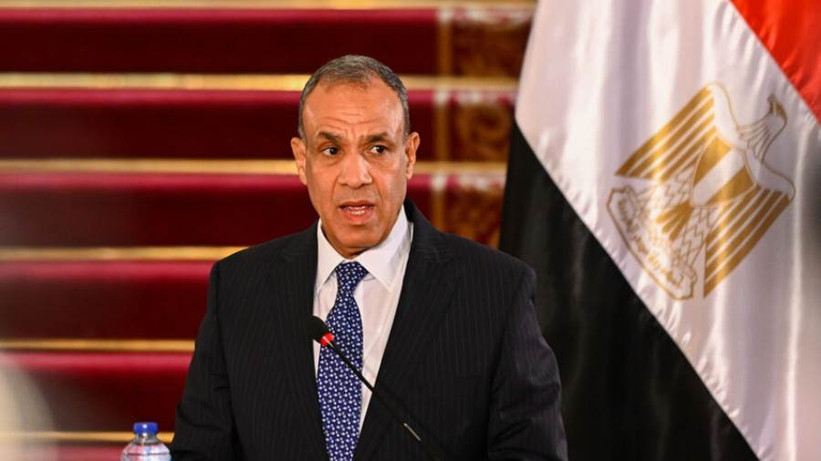 وزير الخارجية يهنئ نظيرته اليمنية بمناسبة توليها مهام منصبها