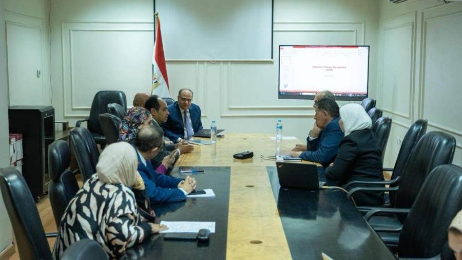 رئيس هيئة الدواء يشارك في الاجتماع الأول للجنة العلمية العليا للبورد المصري لمجال الصيدلة لبحث استحداث تخصص "إدارة العلاج الدوائي"