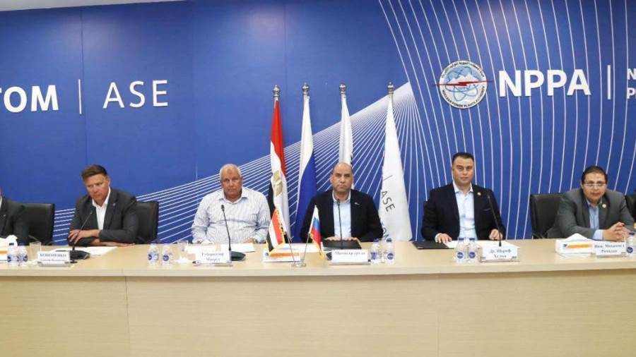 وزير العمل ومحافظ مطروح يتفقدان مشروع المحطة النووية بالضبعة