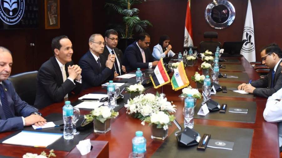  الرئيس التنفيذي للهيئة العامة للاستثمار يبحث مع سفير الهند بالقاهرة تعزيز الاستثمارات الهندية في مصر