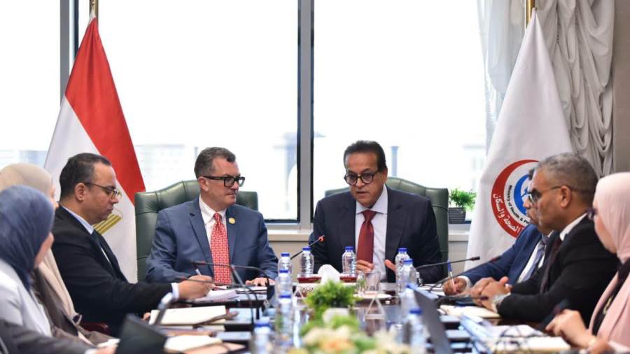 وزيرا الصحة والتخطيط يناقشان متابعة مشروعات القطاع الصحي ضمن خطة التنمية الاقتصادية والاجتماعية