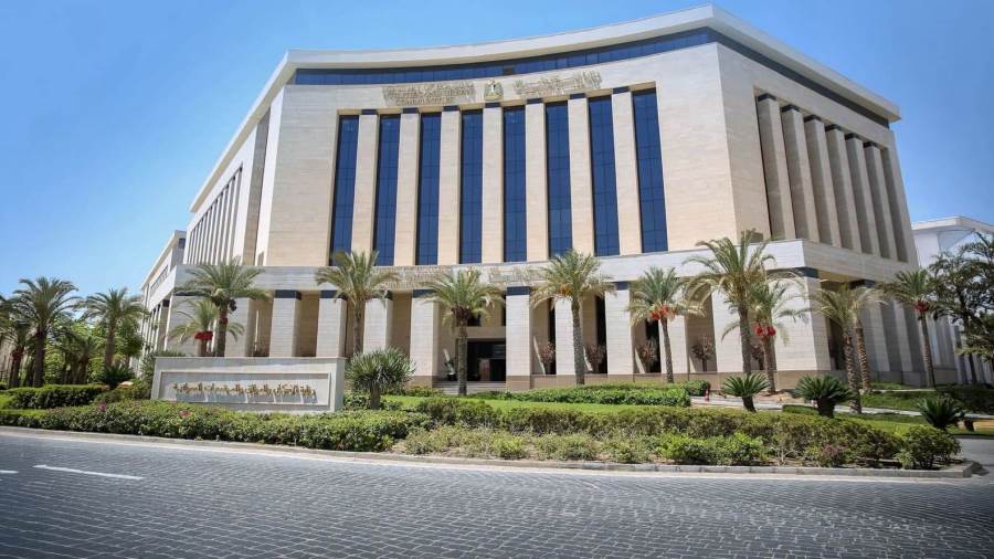 وزيرة الإسكان تصدر 14 قرار إزالة لمخالفات بناء بالساحل الشمالي الغربي