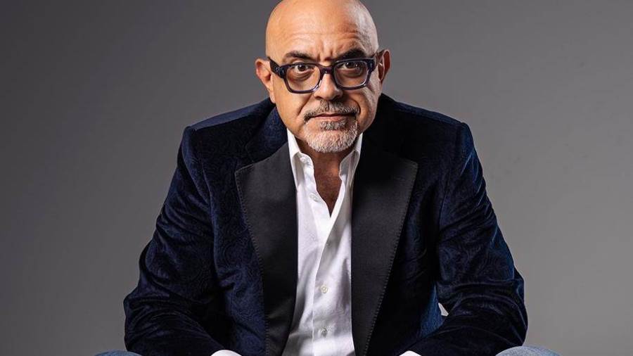 منتصر عبد المنعم يبدع من جديد.. إفتتاح 19 فرعًا جديدًا لسلسلة كاري أون توسع استراتيجي يجمع بين الانتشار التجاري والهوية البصرية الحديثة