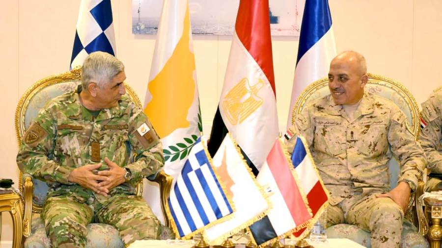 تنفيذ المرحلة الرئيسية للتدريب المشترك (ميدوزا - 15) بدولة اليونان بحضور رئيس أركان حرب القوات المسلحة وعدد من قادة القوات المسلحة 
