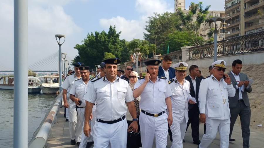 تنفيذ حملة مكبرة لإزالة التعديات والإشغالات الواقعة بنطاق مشروع ممشى أهل مصر