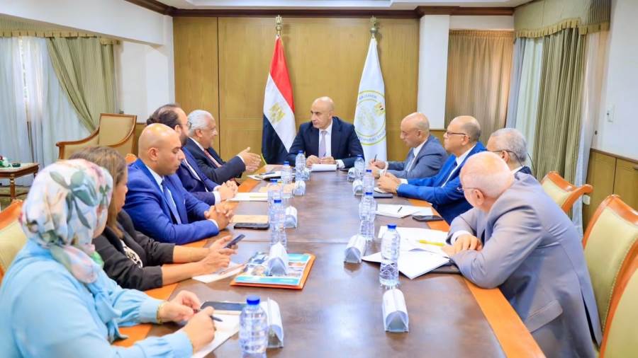 وزير التربية والتعليم يبحث مع ممثلي البنك الألماني للتنمية (KfW) متابعة تنفيذ المشروعات المشتركة لمدارس التكنولوجيا التطبيقية المصرية الألمانية