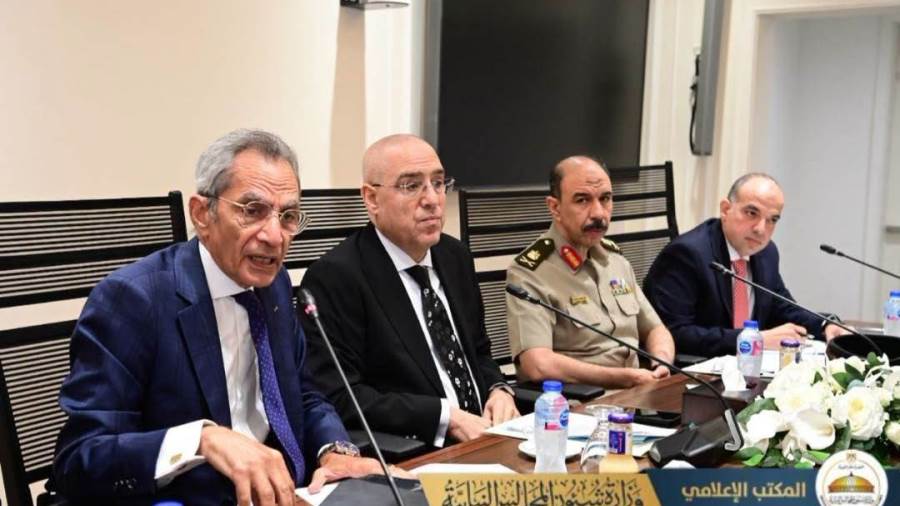 وزير شئون المجالس النيابية يشارك في اجتماع اللجنة الخاصة بمجلس النواب