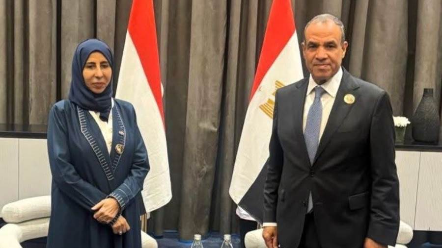 وزير الخارجية يلتقي نظيرته اليمنية ويبحث سبل دعم الاستقرار في اليمن والتطورات الإقليمية
