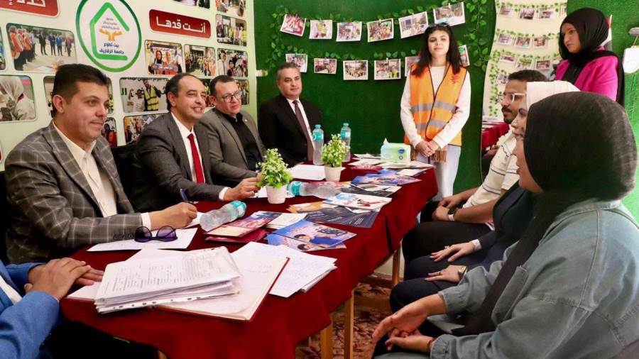 مدير صندوق مكافحة الإدمان يزور "بيت التطوع" بجامعة الزقازيق ويوجه بتكثيف الأنشطة لرفع وعي الطلاب بخطورة تعاطي المواد المخدرة