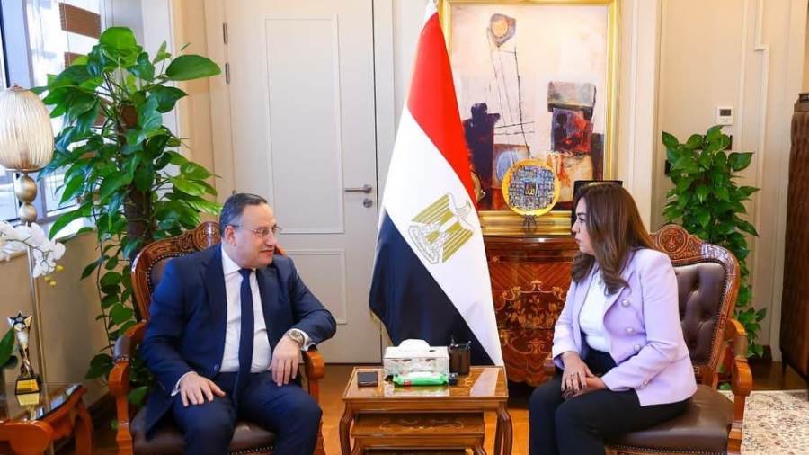 وزيرة التنمية: بروتوكولان جديدان لتطوير مدن الوادي الجديد وإبراز هويتها وتحديد ثرواتها الطبيعية
