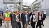 وزير الكهرباء والطاقة المتجددة يتفقد محطة محولات عيون موسى