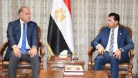  وزير الشباب والرياضة يلتقي رئيس الاتحاد الدولي والسكرتير العام بحضور رئيس الاتحادين الإفريقي والمصري للرماية