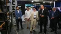  وزير قطاع الأعمال يتفقد جناحي الوزارة في معرض الصناعة والنقل الذكي للشرق الأوسط وأفريقيا 2025