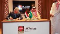 وزير السياحة ونظيره السعودي يقومان بتوقيع مشروع برنامج تنفيذي للتعاون المشترك