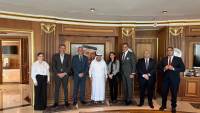 رئيس هيئة الاستثمار يلتقي رئيس رابطة رجال الأعمال القطريين