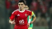 الأهلي يعلن إصابة أشرف بن شرقي بتمزق في العضلة الخلفية وتحديد برنامج علاجي خاص للاعب