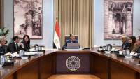 رئيس الوزراء يتابع موقف توافر التمويل المطلوب لمشروعات الكهرباء ودعم الشبكة القومية لاستيعاب الطاقات المتجددة