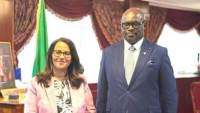 سفيرة مصر بالجابون تبحث سبل تعزيز التعاون البرلماني بين البلدين