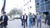 وزير الصحة يجري جولة مفاجئة بمستشفى السلام التخصصي ويحيل مدير المستشفى للتحقيق