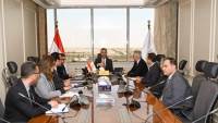 وزير التموين يعقد اجتماعًا مع شركة “فييرم مصر” لمتابعة تنفيذ مشروع توطين صناعة صوامع تخزين الحبوب في مصر