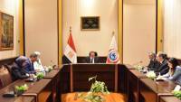 وزير الصحة يبحث تجهيز المنشآت الطبية بالتعاون مع المجموعة العلمية لتطوير البنية التعليمية والصحية