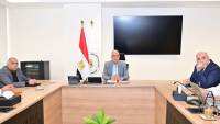 سويلم يتابع الموقف المائي بمختلف المحافظات خلال فترة أقصى الاحتياجات المائية الحالية