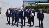 محمد عوض يتفقد فرع الهيئة العامة للاستثمار والمناطق الحرة بمدينة نصر لمتابعة سير العمل والاطمئنان على بيئة العمل للعاملين