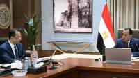 رئيس الوزراء يستعرض مع وزير الاتصالات عددا من ملفات عمل الوزارة