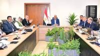 وزير الري يتابع تنفيذ المشروع القومي لتأهيل المنشآت المائية